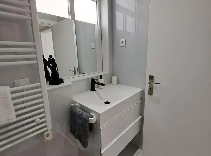 Cantinho Figueiras بيت للعطل نازاريه