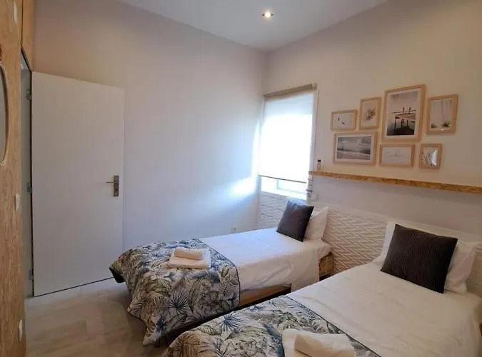 Cantinho Figueiras بيت للعطل