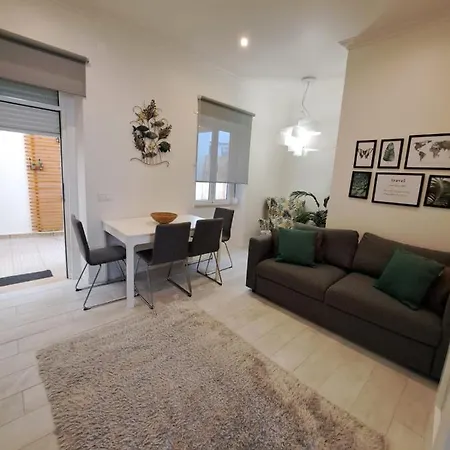 Holiday home Cantinho Figueiras